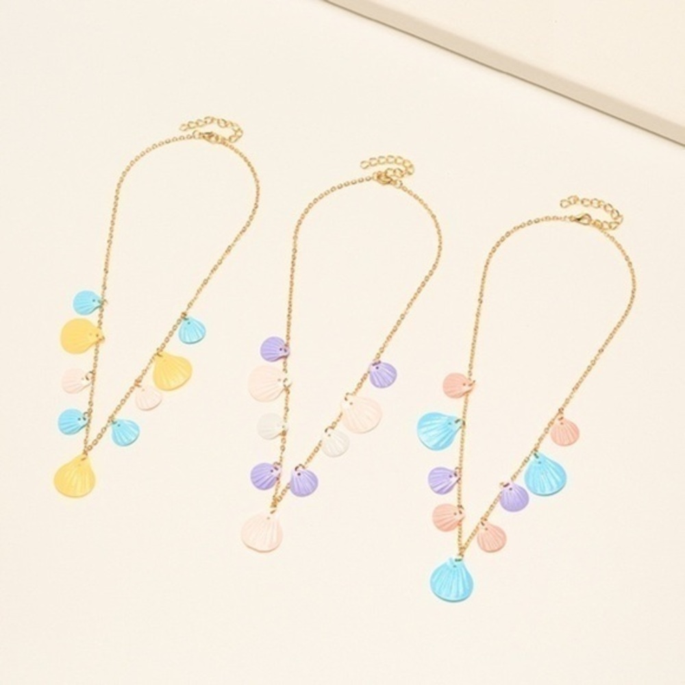 3/$30 💛 Multi Color Shell Necklace